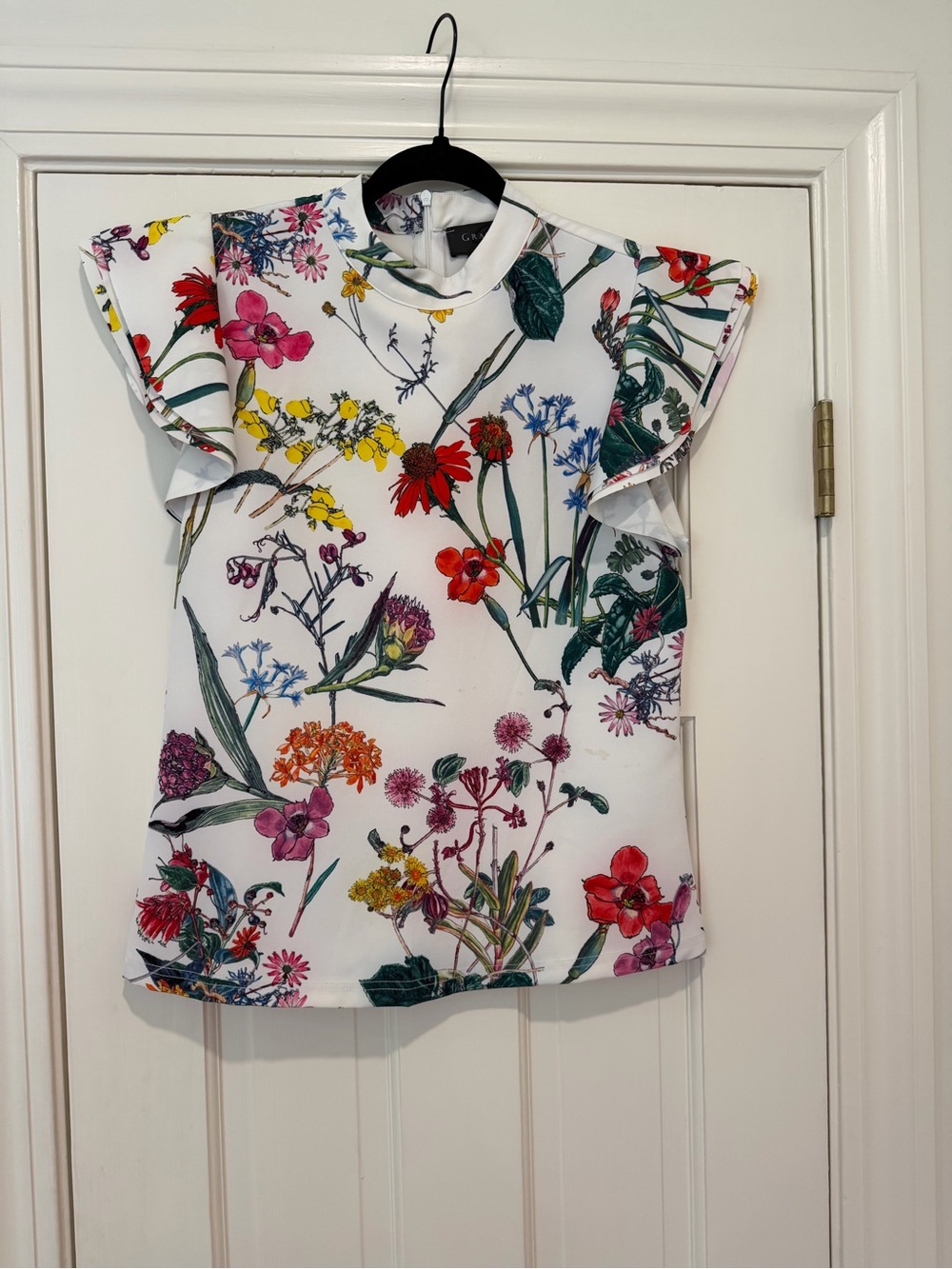 Gracia Floral Print Blouse in Cream and Green